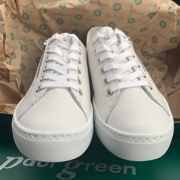 Sneakers. Leather Sneaker - Picture 9 of 12